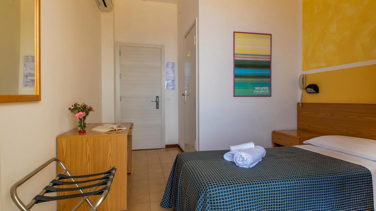 Hotel President'S Pesaro Dış mekan fotoğraf