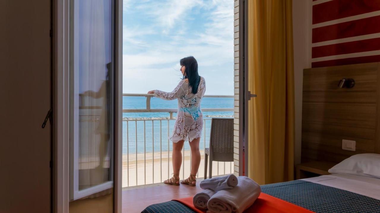 Hotel President'S Pesaro Dış mekan fotoğraf