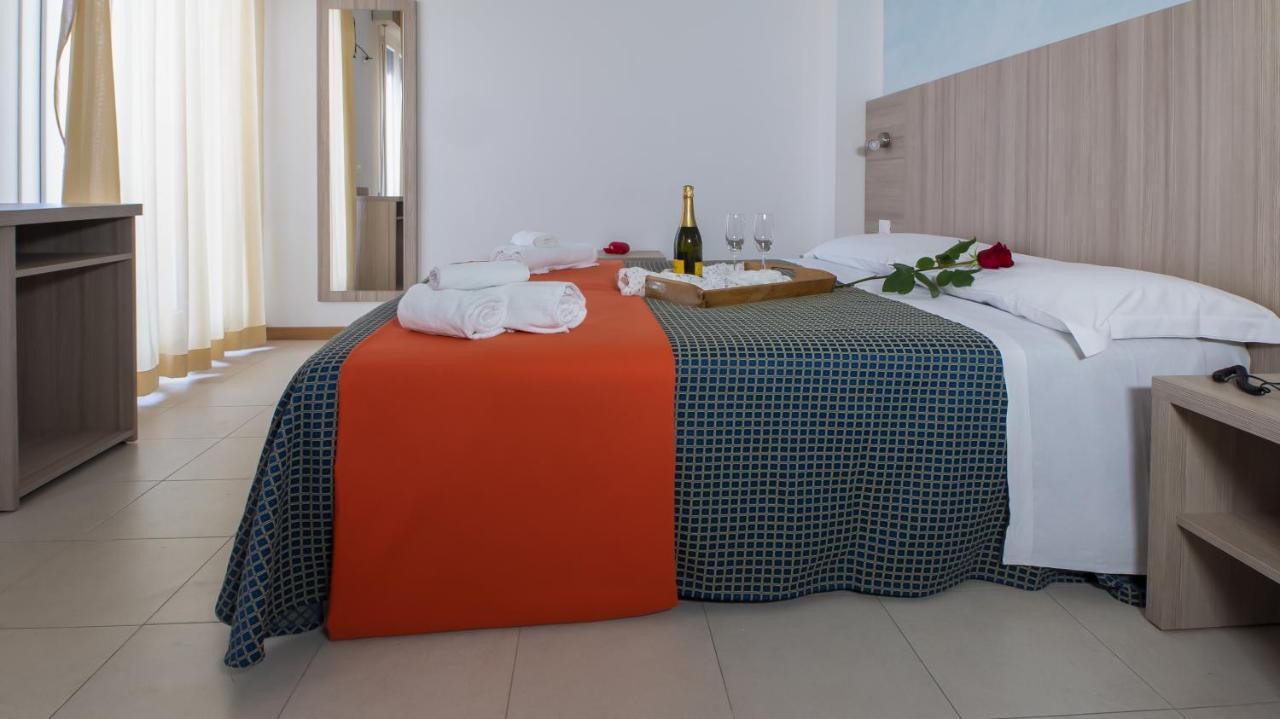 Hotel President'S Pesaro Dış mekan fotoğraf